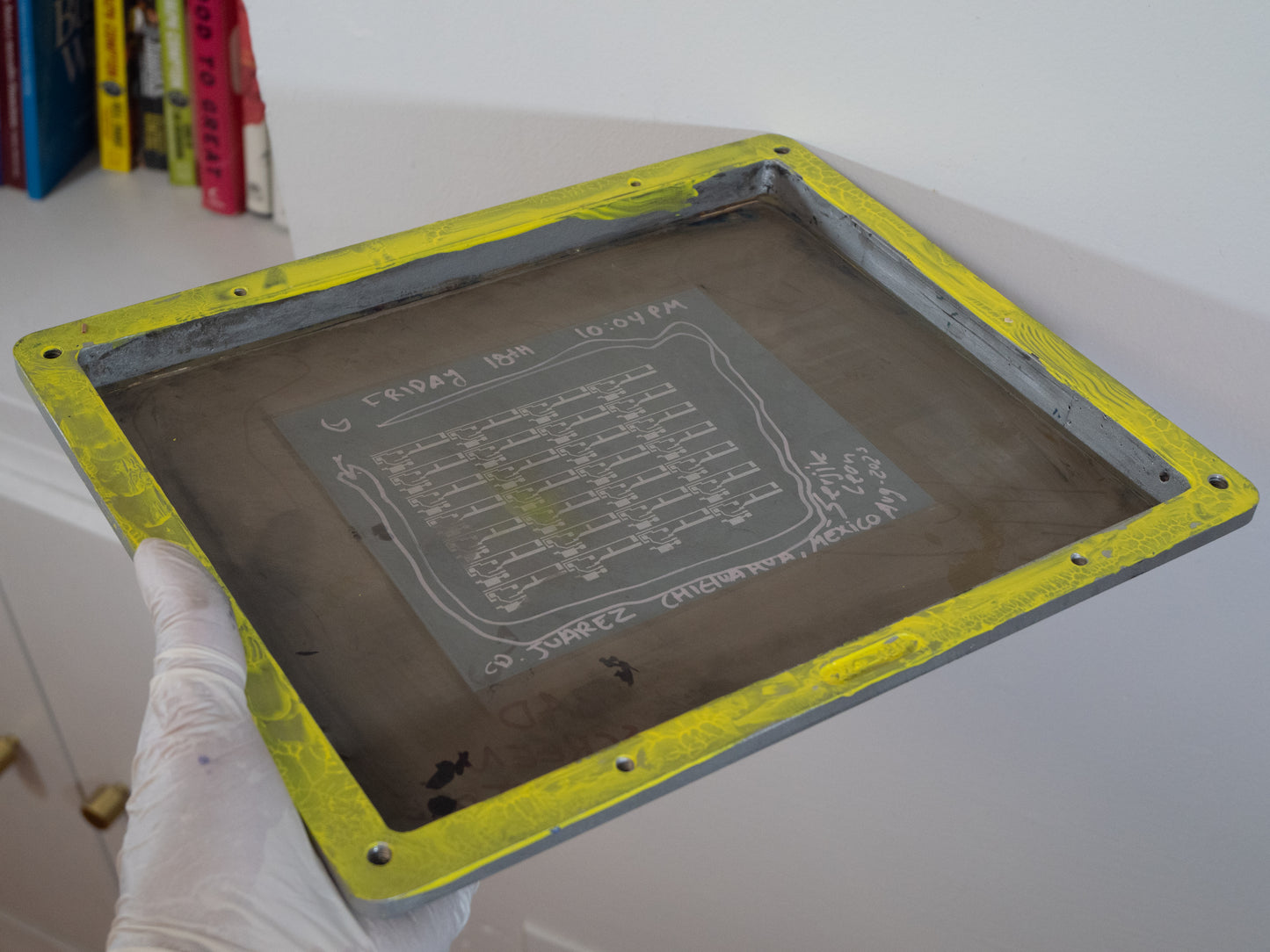 "Bad Screen Streets"