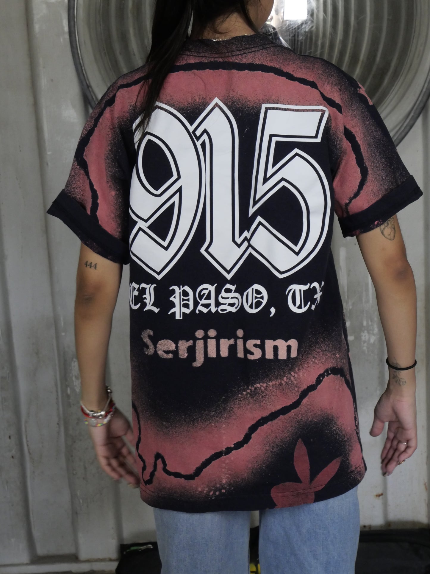 Medium 1/1 Serjirism Wearable Art - T-Shirt 915