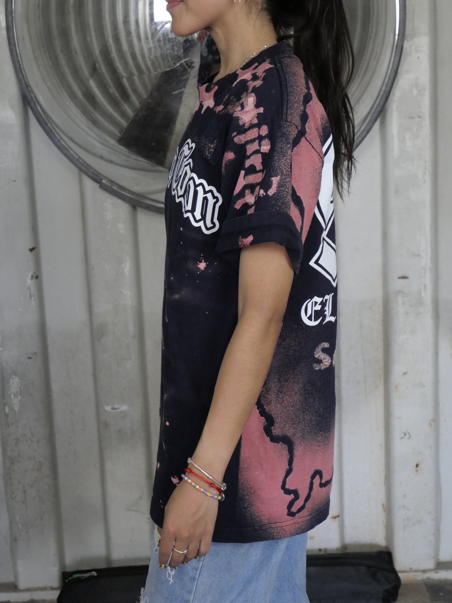 Medium 1/1 Serjirism Wearable Art - T-Shirt 915