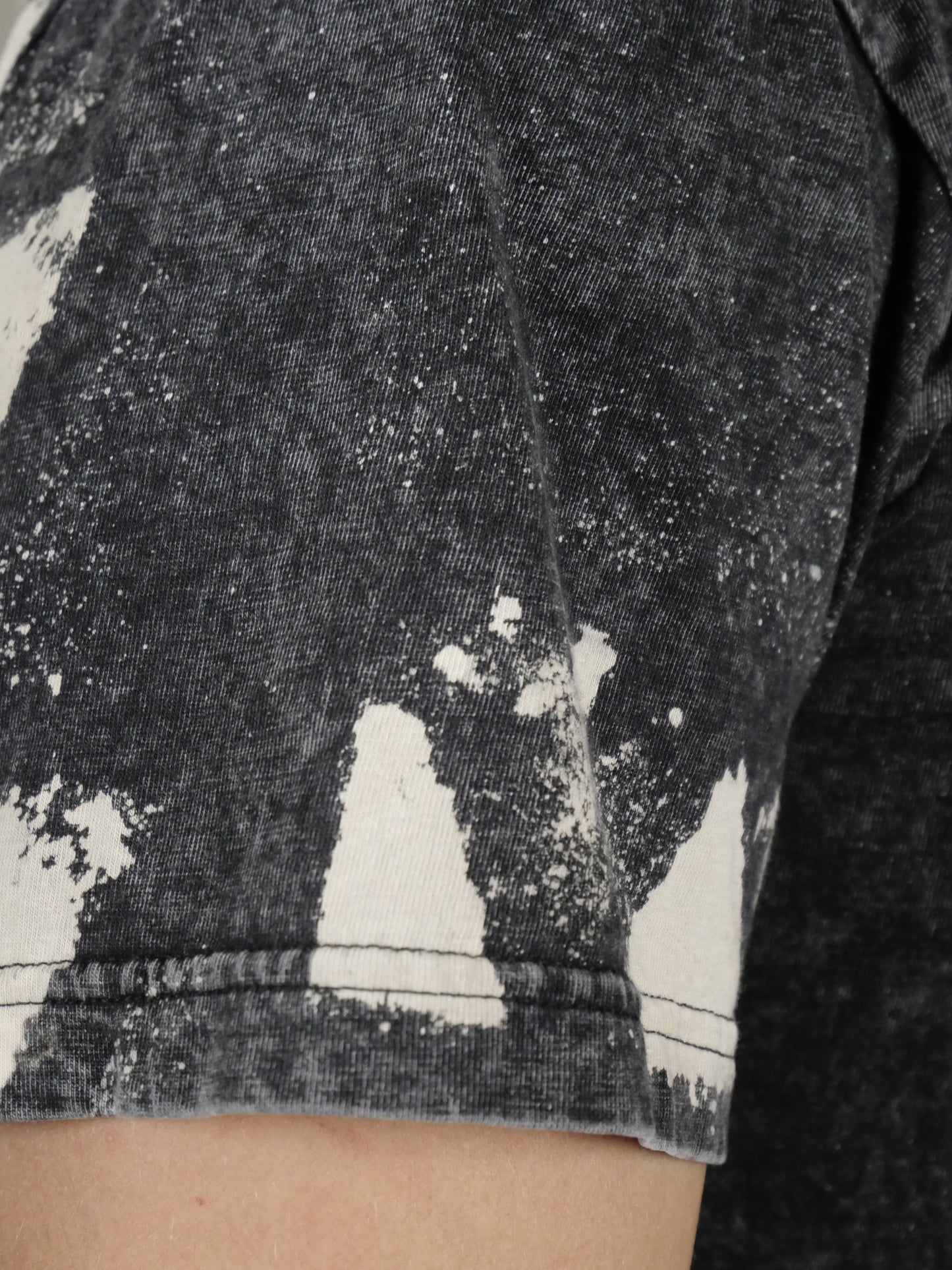 Medium 1/1 Serjirism Wearable Art - T-Shirt